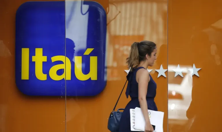 Novo recurso do Itaú permite a gestão flexível de limites entre cartões de crédito; saiba mais!