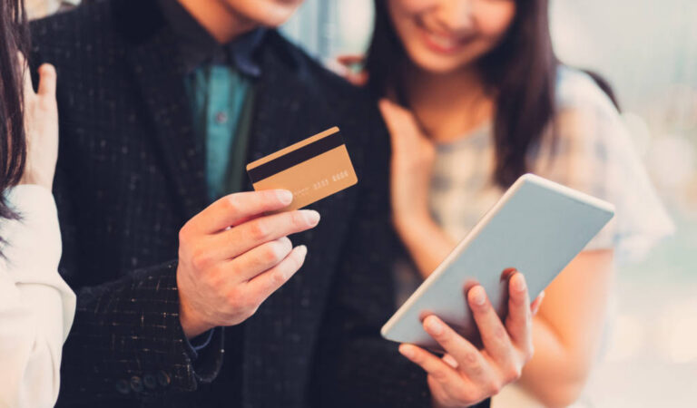 How to make the most of credit card rewards programs in the USA