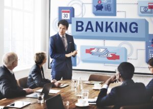 Transformations in the banking sector: Challenges and opportunities in 2025