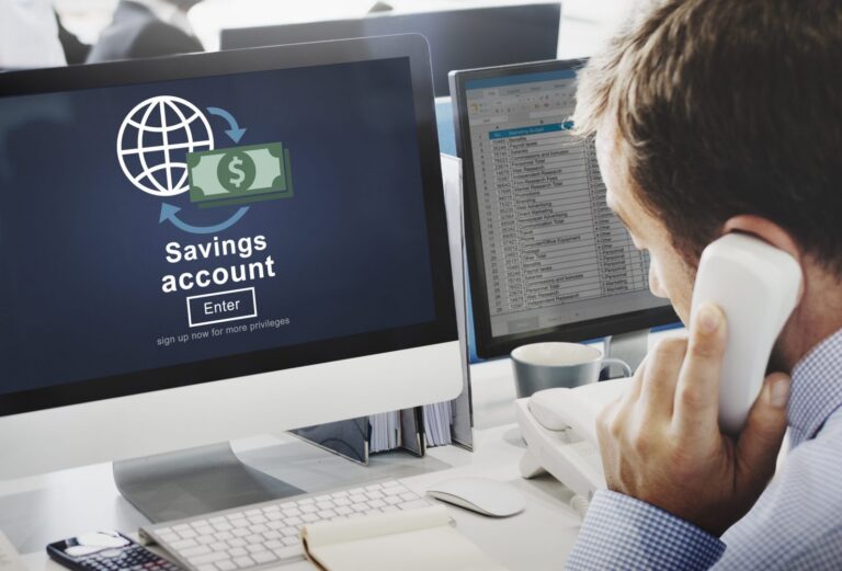 Checking vs Savings Account: What’s the Difference and Which One Do You Need?