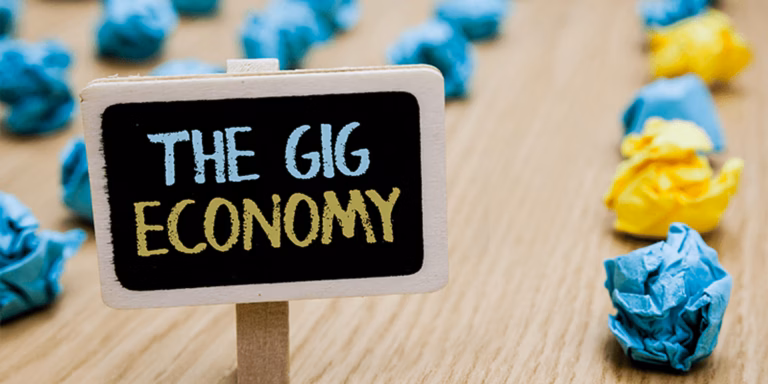 Building a strong financial future: Savings and investment strategies for freelancers and GIG workers