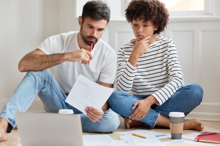 Weekly or monthly budget? Strategies for choosing the best model for your reality in the USA!