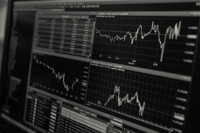 Tesouro Direto, Ações ou Fundos: Escolha o melhor investimento