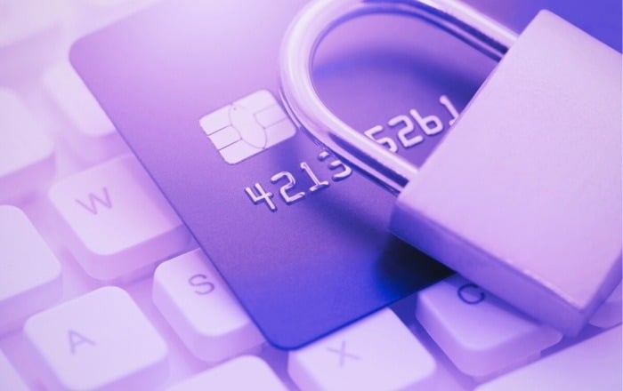 Cartões de crédito com seguros integrados: Proteção adicional em viagens e compras!