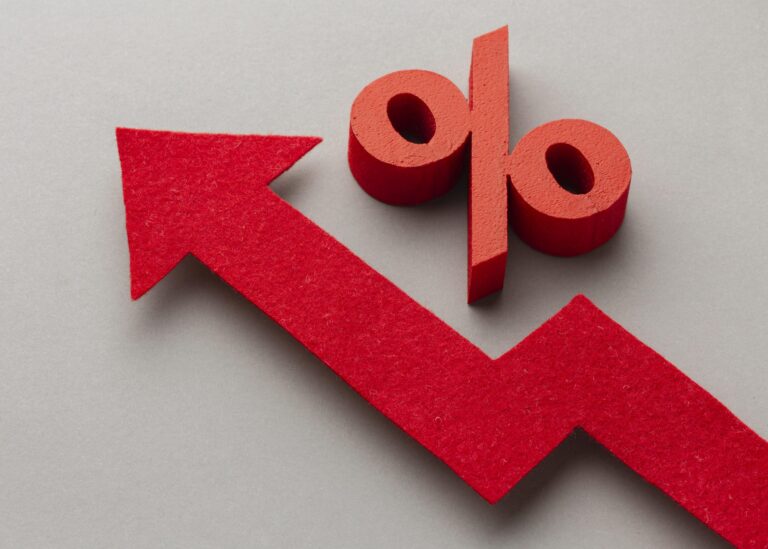 Juros do rotativo: Limite de 100% da dívida passa a valer!