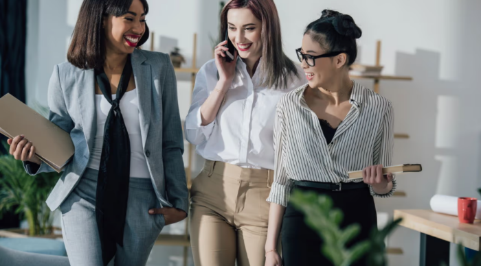 Negócios digitais para mulheres no Brasil: como iniciar com baixo investimento e alta flexibilidade?
