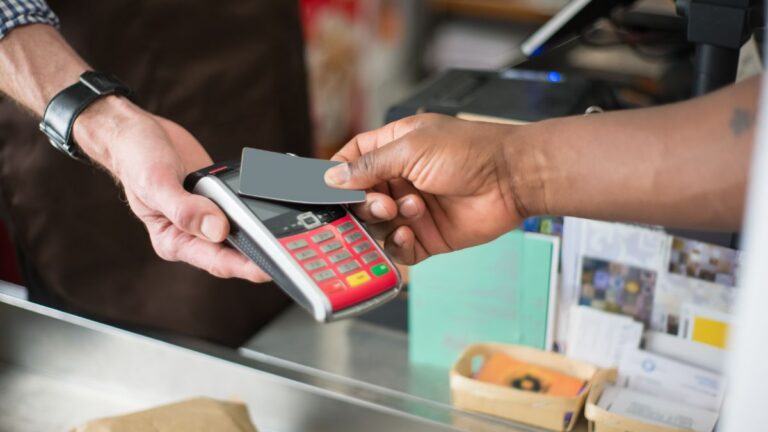 Bancos e crédito para autônomos: novas soluções digitais para um público em expansão