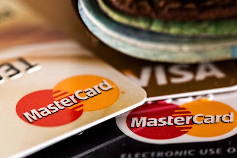 Melhores cartões de crédito sem anuidade em 2021