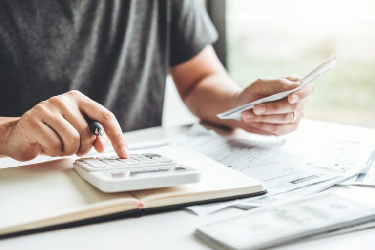 Como usar o empréstimo de forma estratégica para abrir um negócio e transformar ideias em realidade?