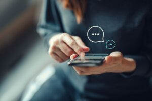 Empréstimos com garantia digital: como o uso de bens online começa a ganhar espaço no Brasil